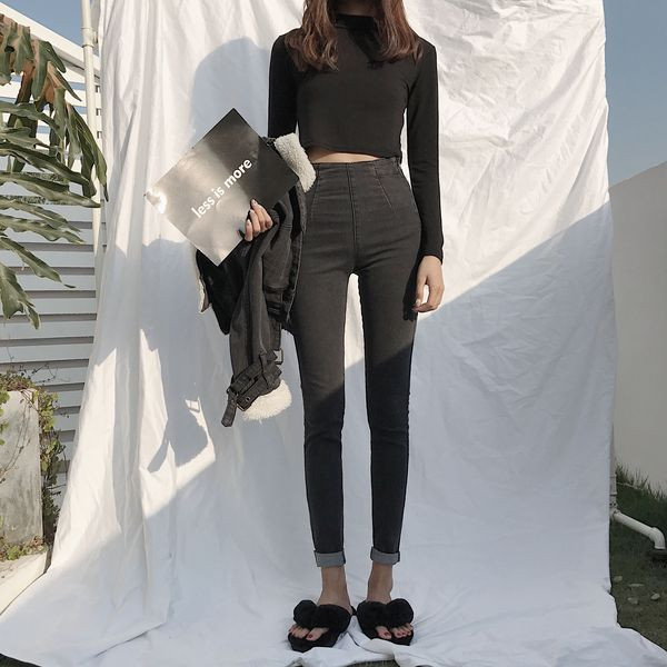 Дънки с висока талия и страничен цип в черен цвят