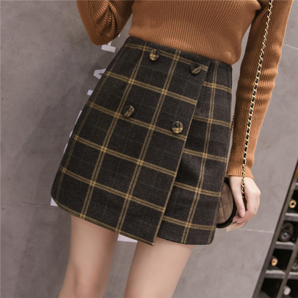 Нов модел дамска пола с копчета в жълт и червен цвят