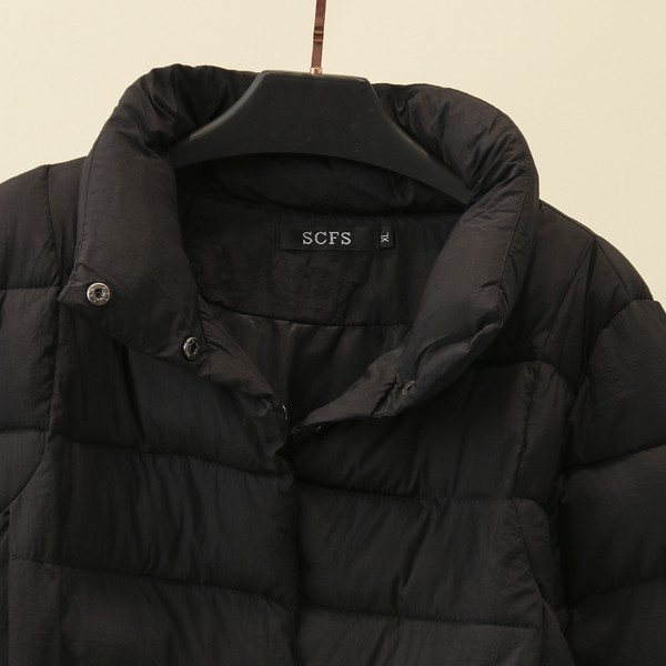 Ежедневно дамско зимно яке с висока яка и джобове в три цвята 