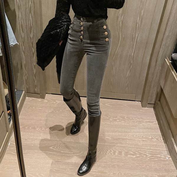 Дълги вталени дънки в сив цвят с копчета