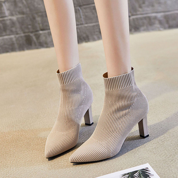 Модерни дамски боти  с тънък ток в два цвята