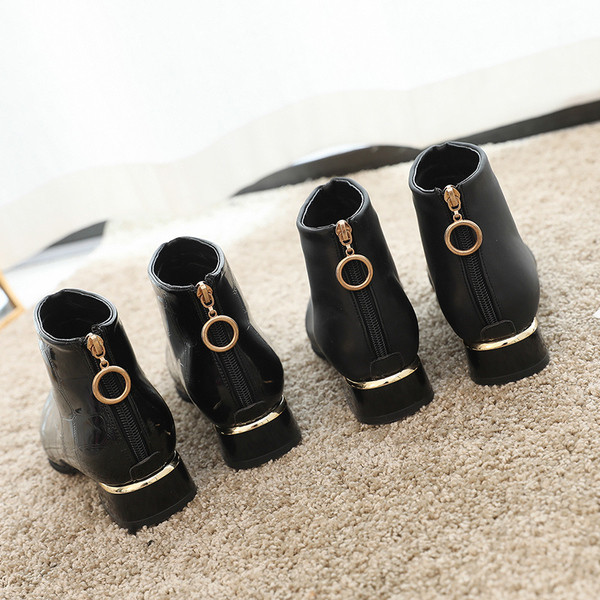 Ежедневни дамски боти от еко кожа в черен цвят - два модела