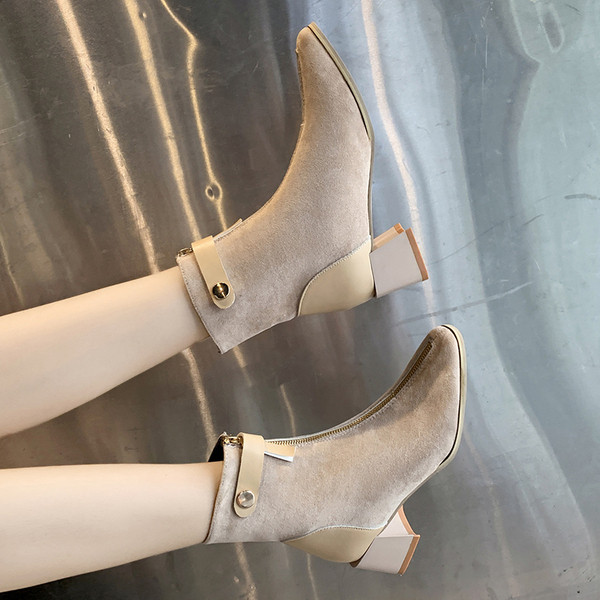 Модерни дамски боти с мека подплата в черен и бежов цвят