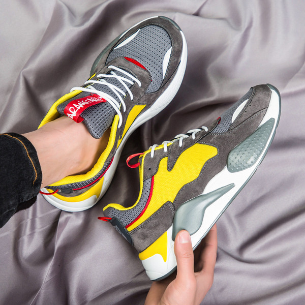 Мъжки модерни  маратонки в три цвята