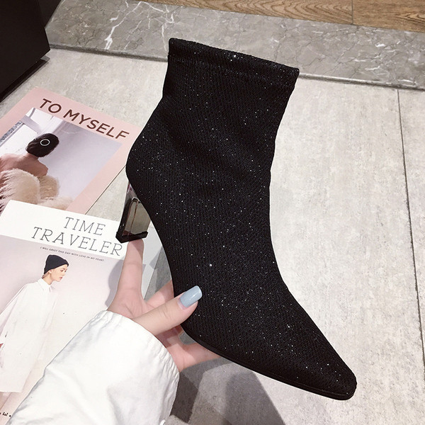 Стилни дамски боти с лъскав ефект в два цвята