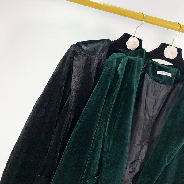 Дамско модерно сако от кадифе в черен и зелен цвят