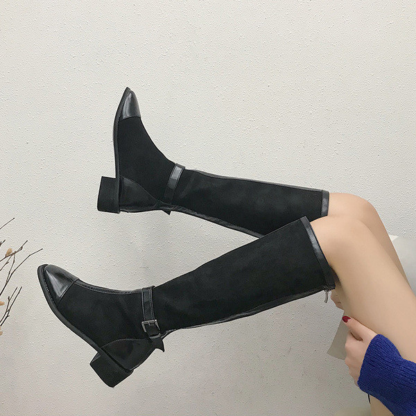 Дамски модерни ботуши в черен и кафяв цвят