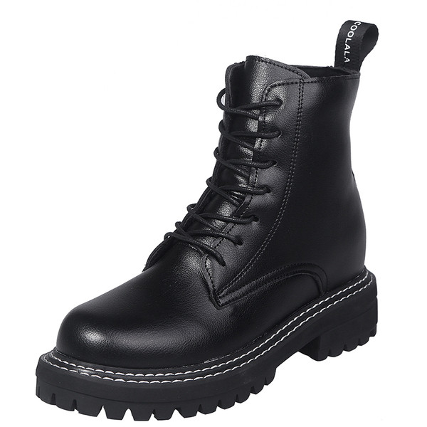 Модерни дамско кожени боти с връзки и дебела подметка в черен цвят 