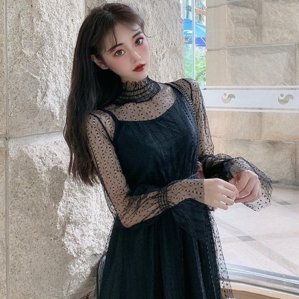 Дамска модерна рокля с тюл в черен и бял цвят