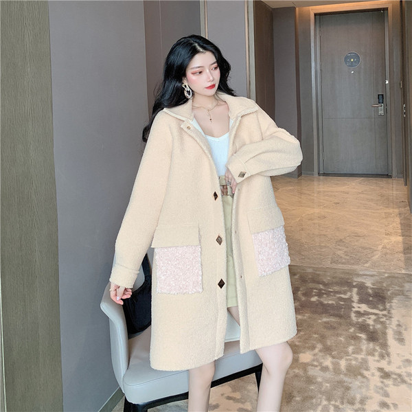 Дълго пролетно-есенно палто в бежов,зелен и бял цвят