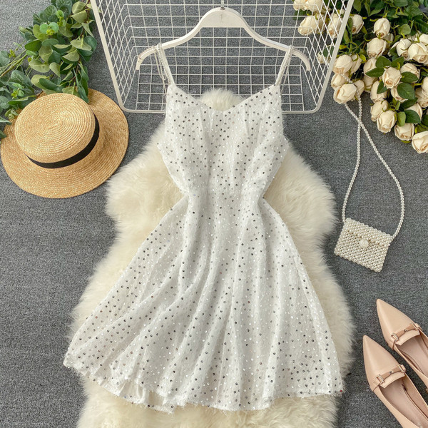 Модерна дамска рокля с пайети и тънки презрамки в три цвята