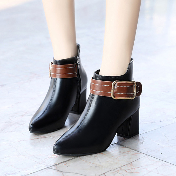 Стилни дамски  боти с дебел ток в черен и бял цвят