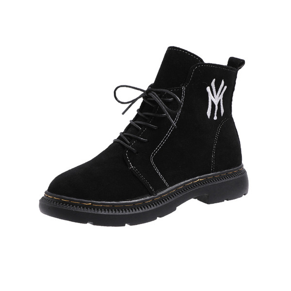 Дамски ежедневни боти с равна подметка в черен и бежов цвят 