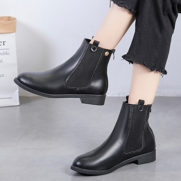 Стилни дамски боти от еко кожа в черен и оранжев цвят 