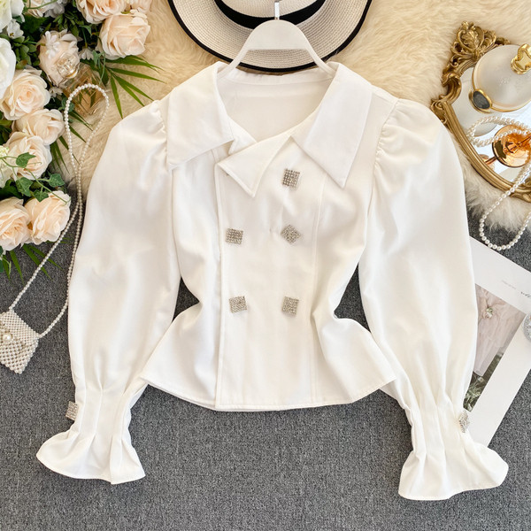 Дамска стилна риза с яка и копчета в бял и черен цвят