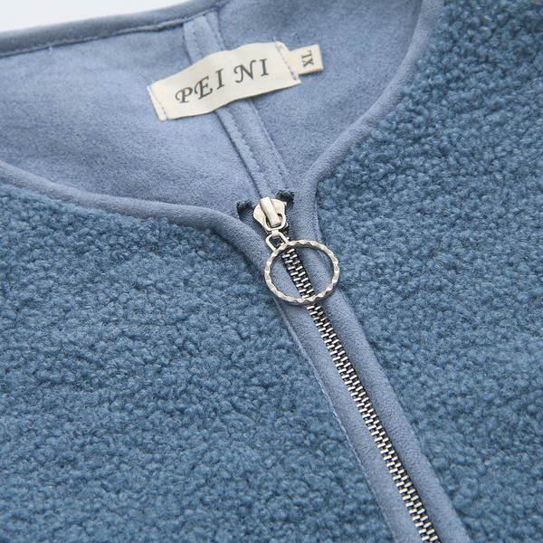 Модерно дамско палто с джобове и О-образно деколте в три цвята 