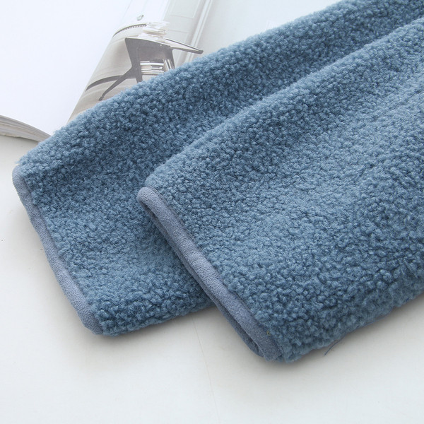 Модерно дамско палто с джобове и О-образно деколте в три цвята 