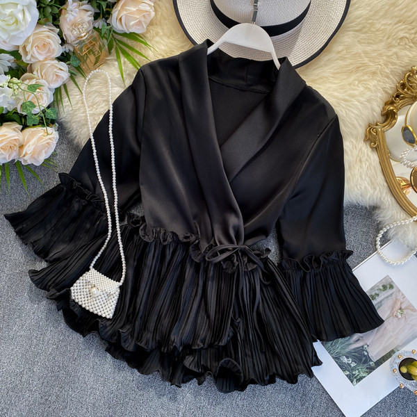 Стилна дамска риза с шпиц деколте в няколко цвята