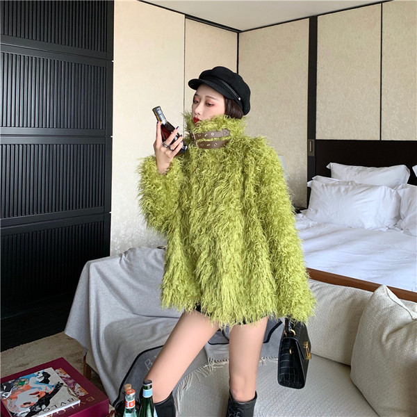 Palton modern scurt de puf de culoare verde