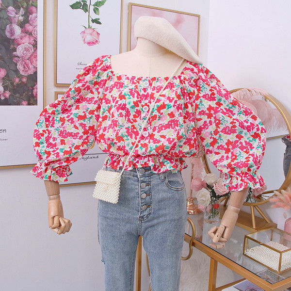 Bluza de dama model nou cu decolteu patrat si model floral - mai multe culori