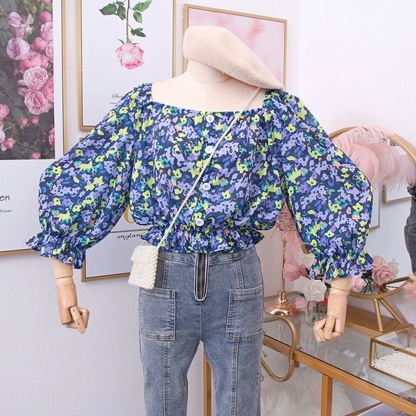 Bluza de dama model nou cu decolteu patrat si model floral - mai multe culori