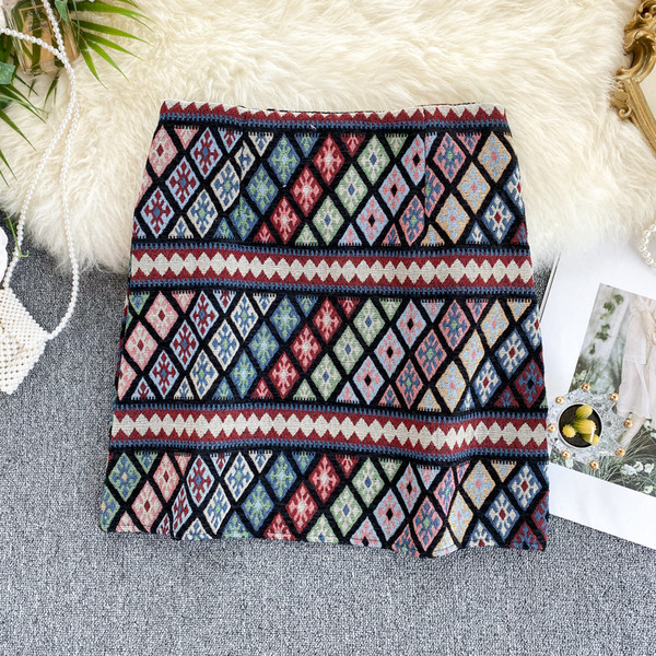 Fusta de dama colorata cu talie inalta in doua culori