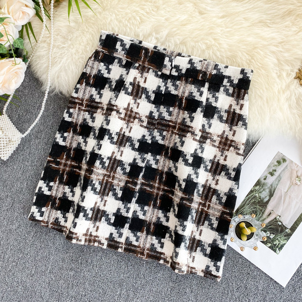 Fusta dama toamna-iarna in trei culori - model drept