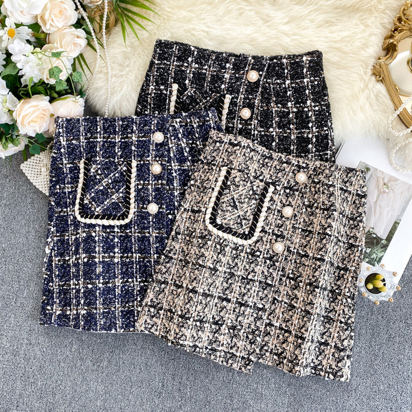 Fusta de dama moderna in carouri cu nasturi si buzunar in trei culori