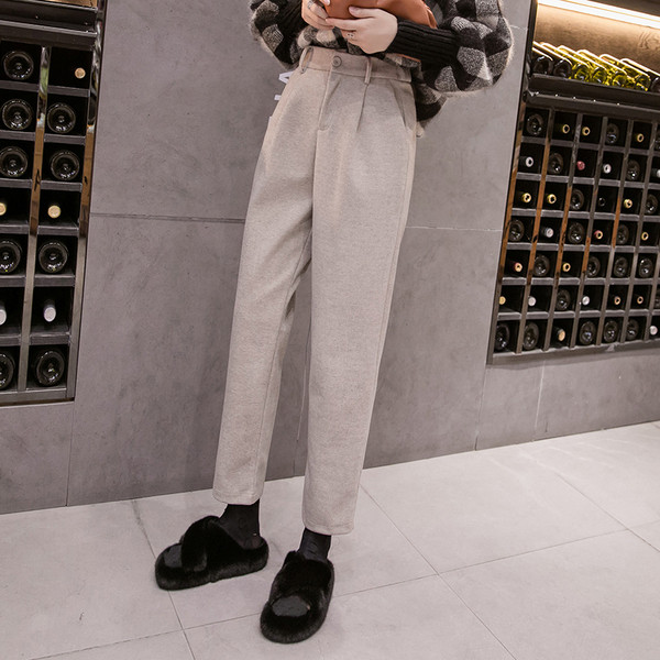 Model nou de pantaloni casual dama cu talie inalta si buzunare