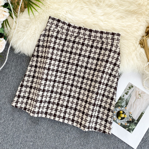 Fusta dama in carouri model drept cu talie inalta in trei culori