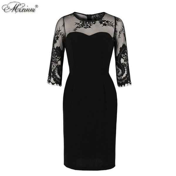 Rochie scurtă de damă elegantă cu dantelă și decolteu O în negru