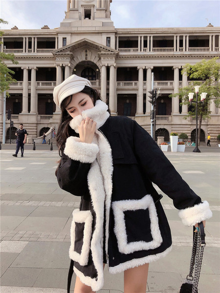 Geacă lungă de iarnă cu puf în verde și negru