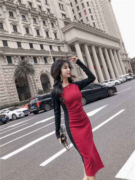 Rochie de damă moale, cu fante și mâneci lungi