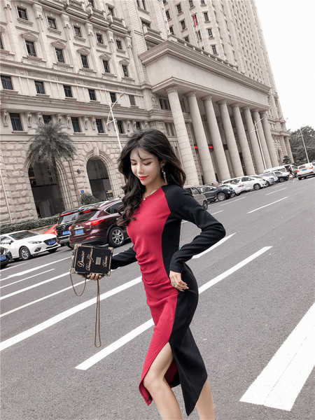 Rochie de damă moale, cu fante și mâneci lungi