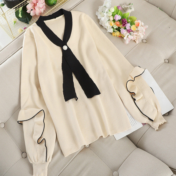 Γυναικείο πουλόβερ με λαιμόκοψη σε διάφορα χρώματα