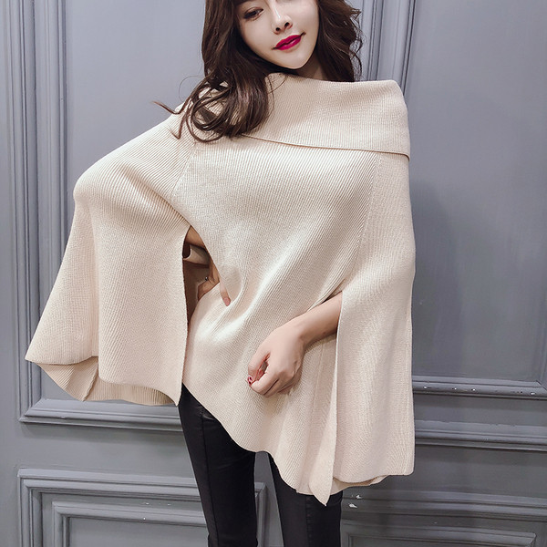 Γυναικείο πλεκτό πόντσο με κολάρο σε μπεζ και μπλε χρώμα