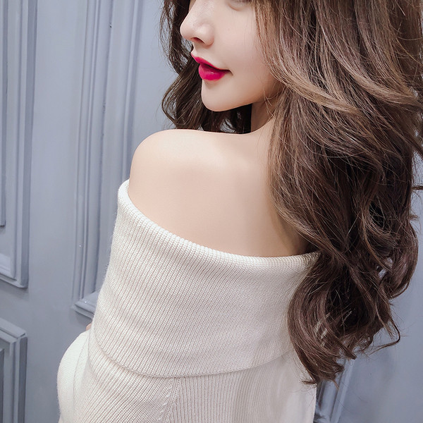 Γυναικείο πλεκτό πόντσο με κολάρο σε μπεζ και μπλε χρώμα