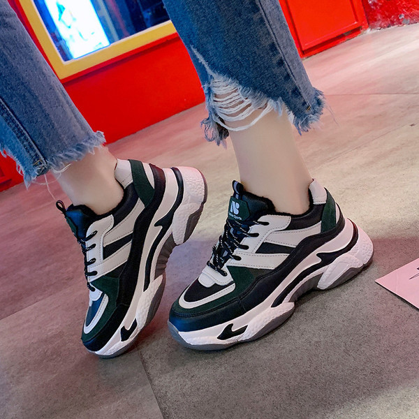 Tenisi casual dama cu talpa aspra si sireturi in doua culori