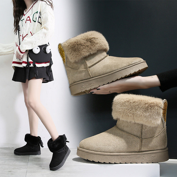 Ghete de dama NOI cu captuseala moale in doua modele