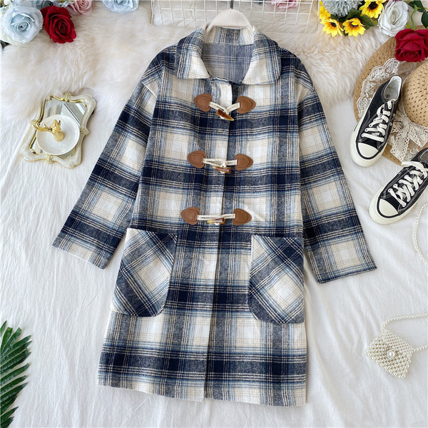 Palton de dama in carouri cu nasturi si buzunare in patru culori