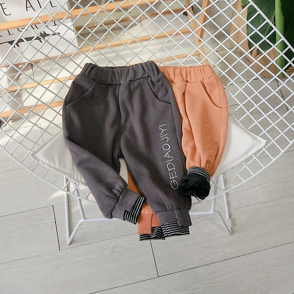 Model nou de lenjerie sport pentru copii pentru baieti in portocaliu si gri