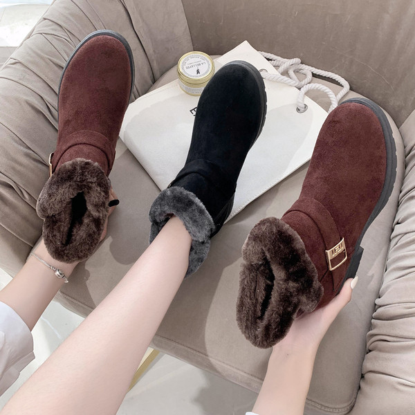 Ghete moderne de damă cu căptușeală moale și element metalic în maro și negru