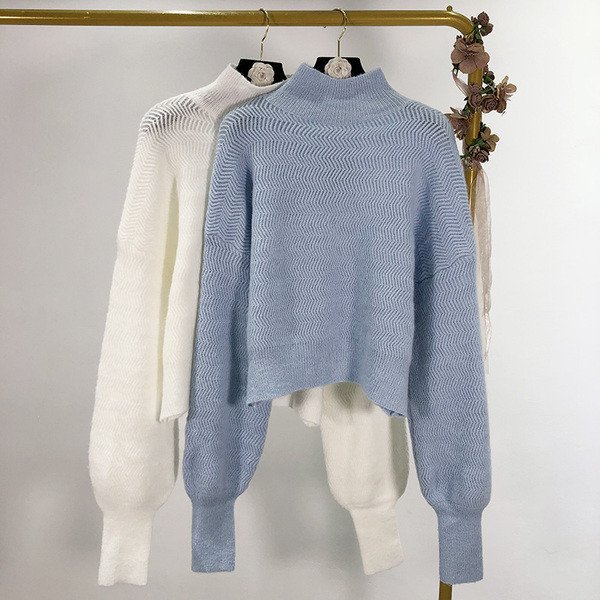 Pulover scurt cu guler polo și mâneci lungi în alb și albastru