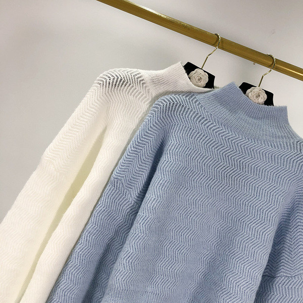 Pulover scurt cu guler polo și mâneci lungi în alb și albastru