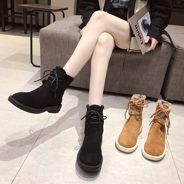 Ghete de damă moderne cu șireturi și căptușeală moale în maro și negru