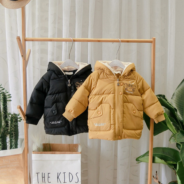 Geaca de iarna pentru copii moderna pentru baieti cu gluga in negru si galben