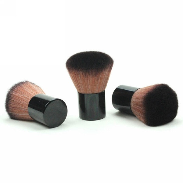 Αναδιπλούμενη βούρτσα κατάλληλη για πούδρα και ρουζ σε μαύρο χρώμα