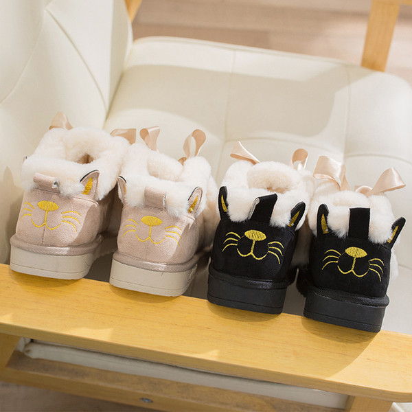 Cizme de iarna dama cu broderie in negru si bej