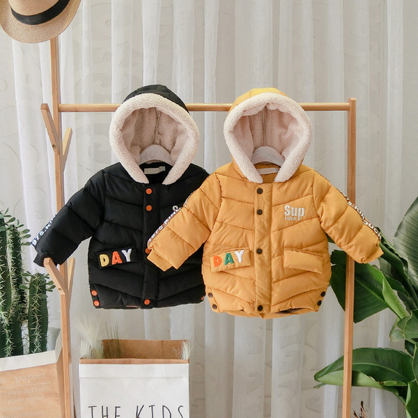 Geaca de iarna moderna pentru copii pentru baieti cu gluga in galben si negru