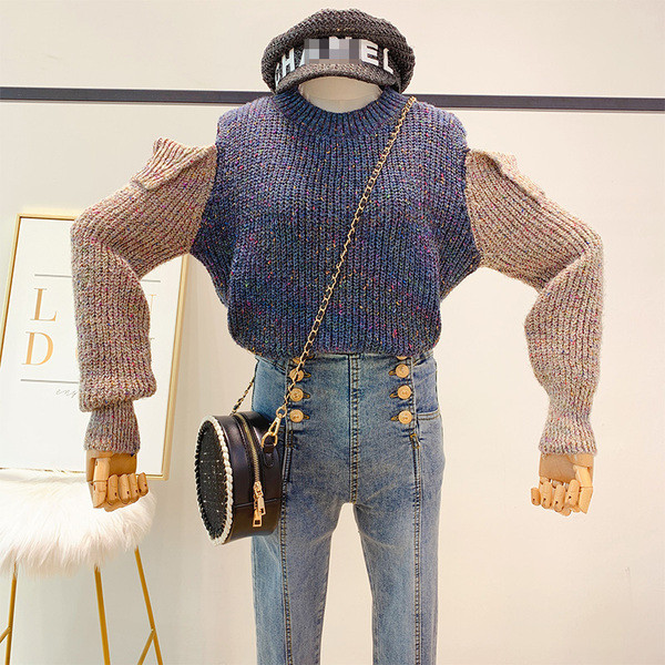 Pulover de dama cu umerii goi si efect stralucitor